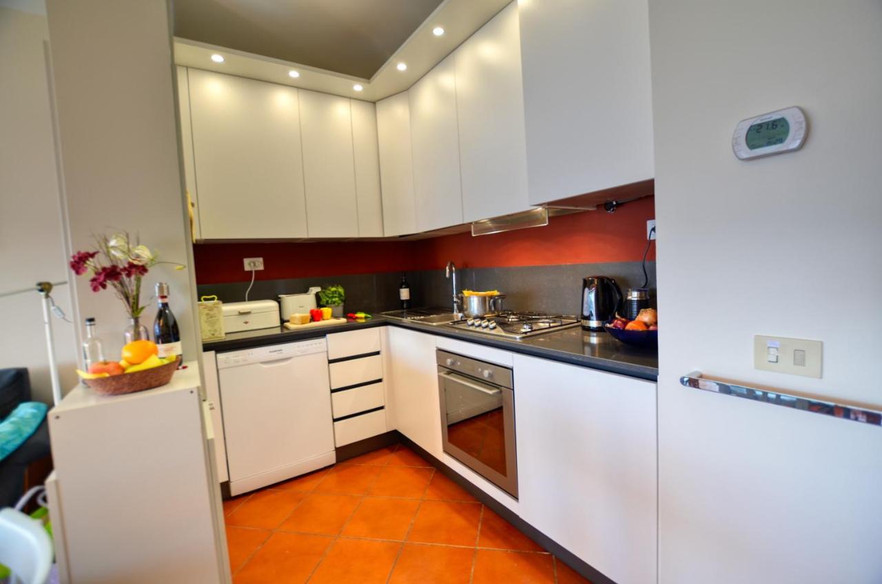 2-Bedroom Lakeview Apartment Bella Gaeta 圣西罗 外观 照片