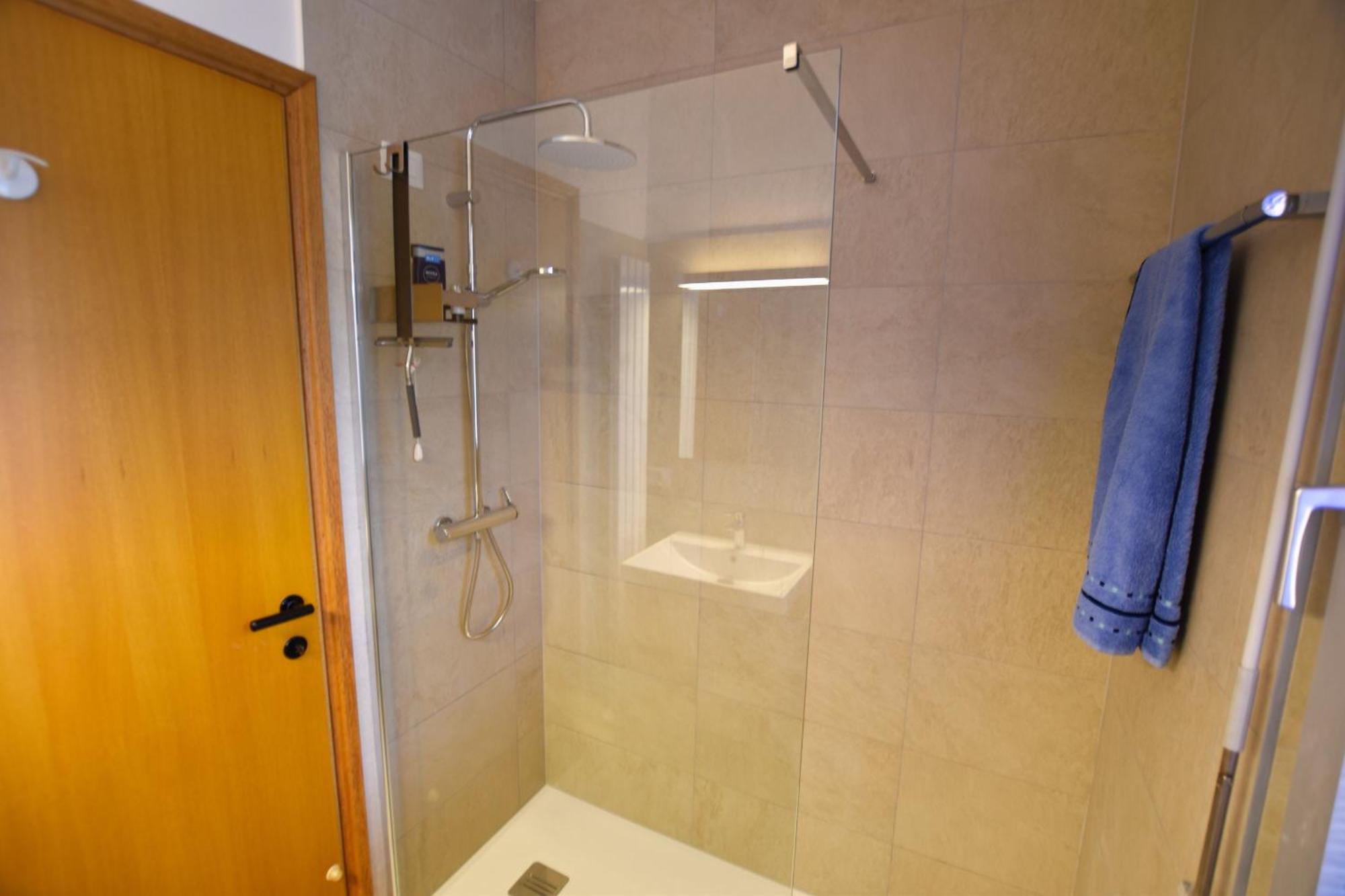 2-Bedroom Lakeview Apartment Bella Gaeta 圣西罗 外观 照片